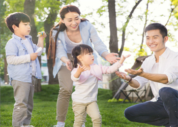 快盈VIII新家庭养育公益项目